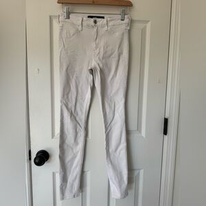 Hollister High Rise Jean Legging White - Size 1R (W25 L28) - Advanced Stretch